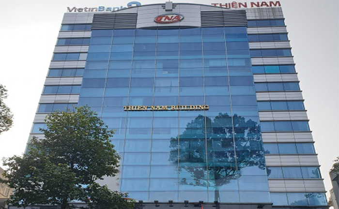 Sếp lớn vung tiền gom mua khi cổ phiếu TNA giảm ‘sập sàn’